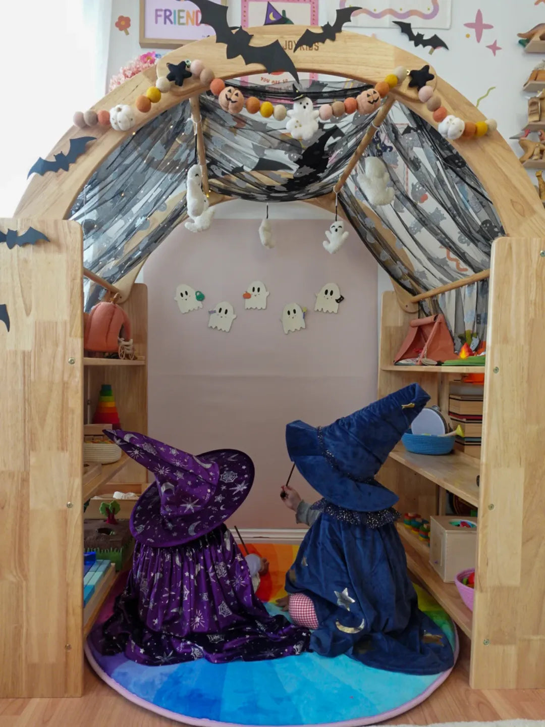 Multi-mode children's library and play station with removable boards