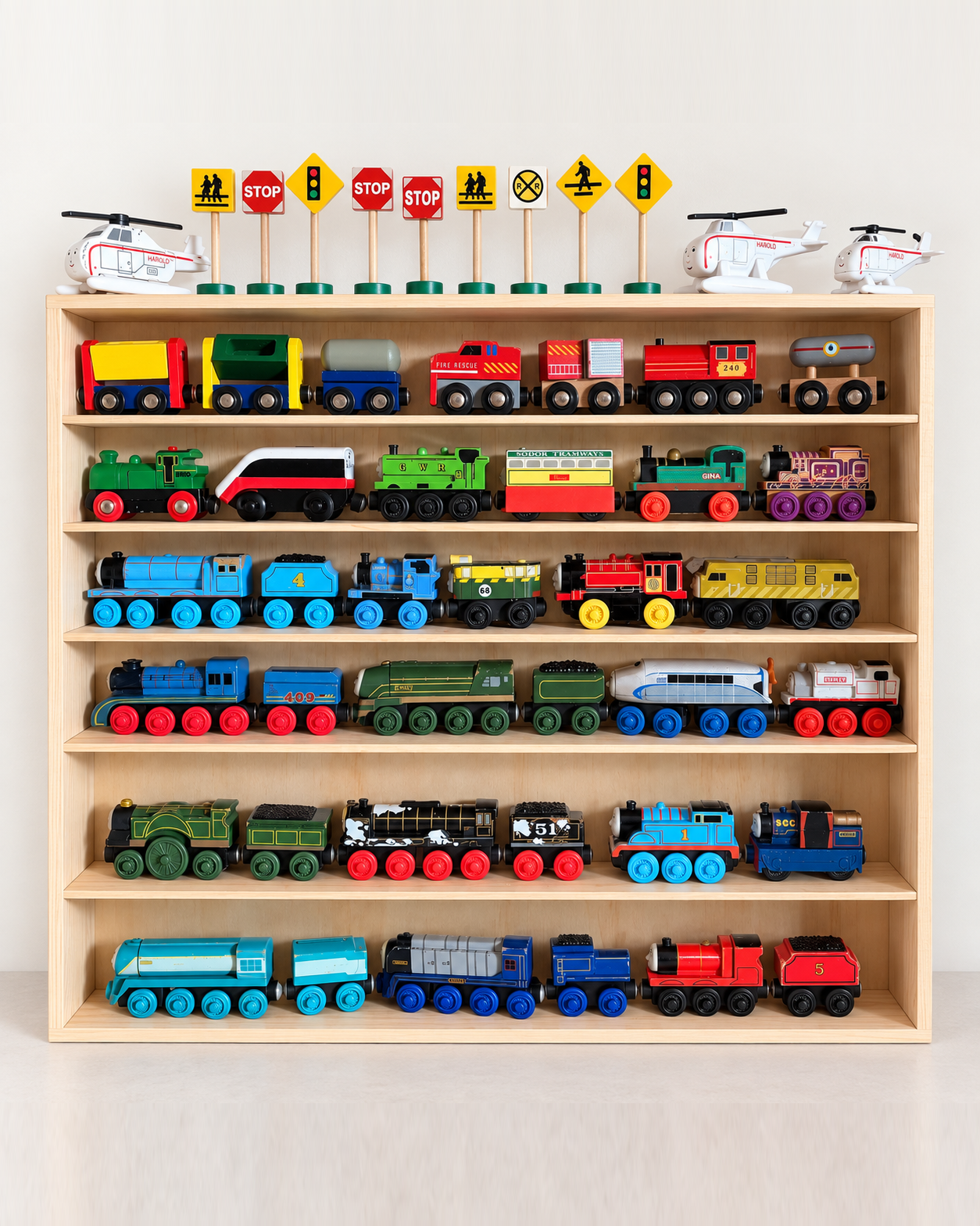 家具・インテリア train.radlver.ba6 Train Display Rack, 6-Tier Wooden Storage Shelf | JoyKids