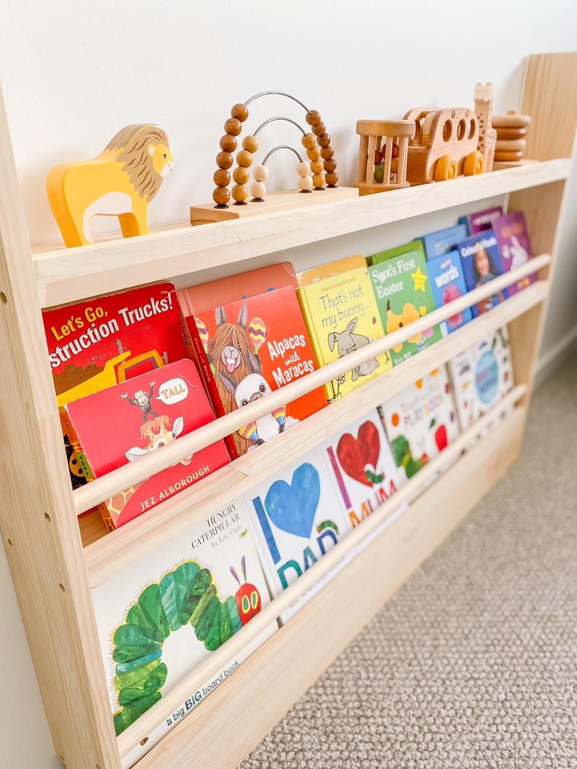 3 Tier Front Facing Bookshelf - Varnished SolidWood - JoyKids