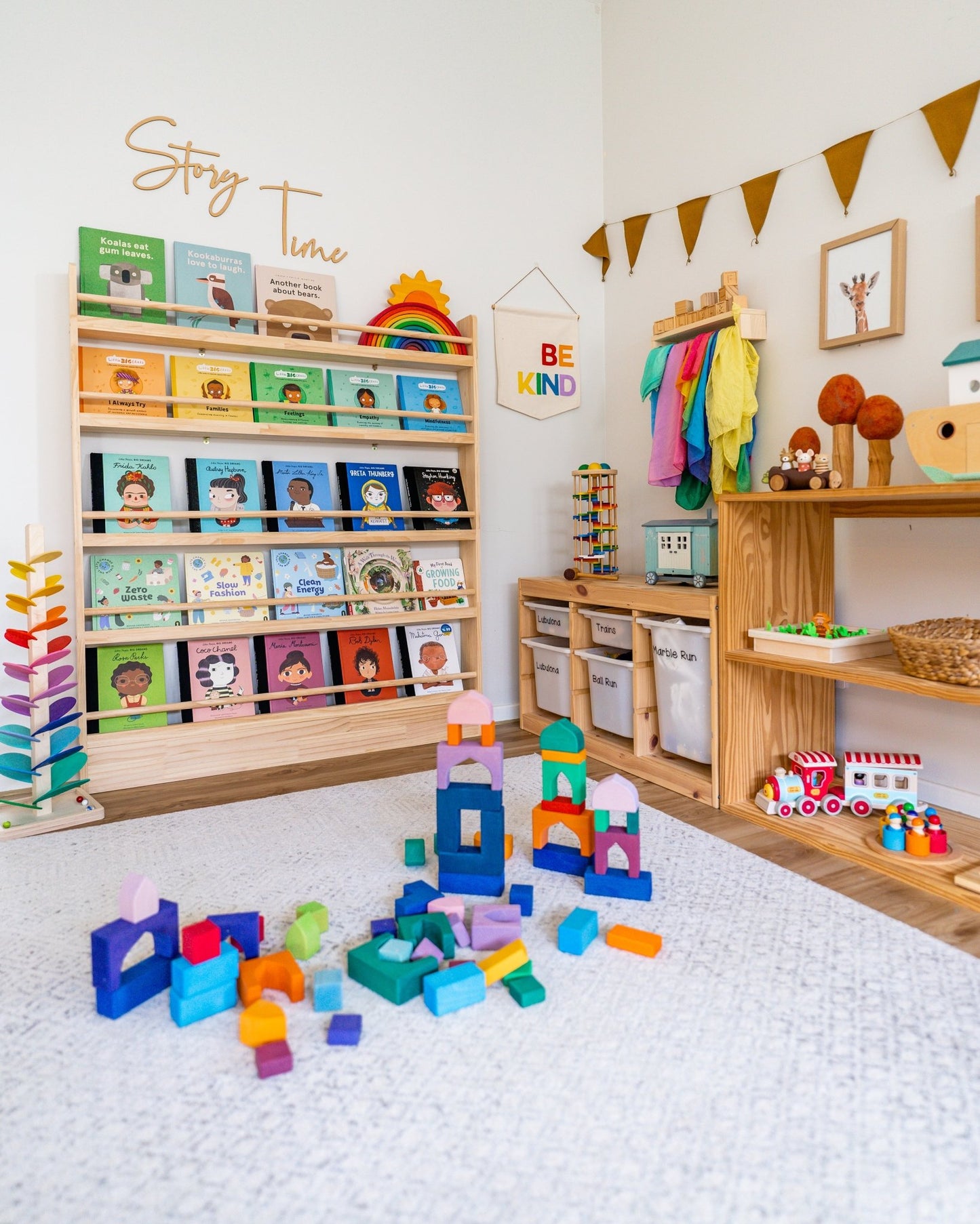 5 Tier Front Facing Bookshelf (Version 2) - Varnished SolidWood - JoyKids