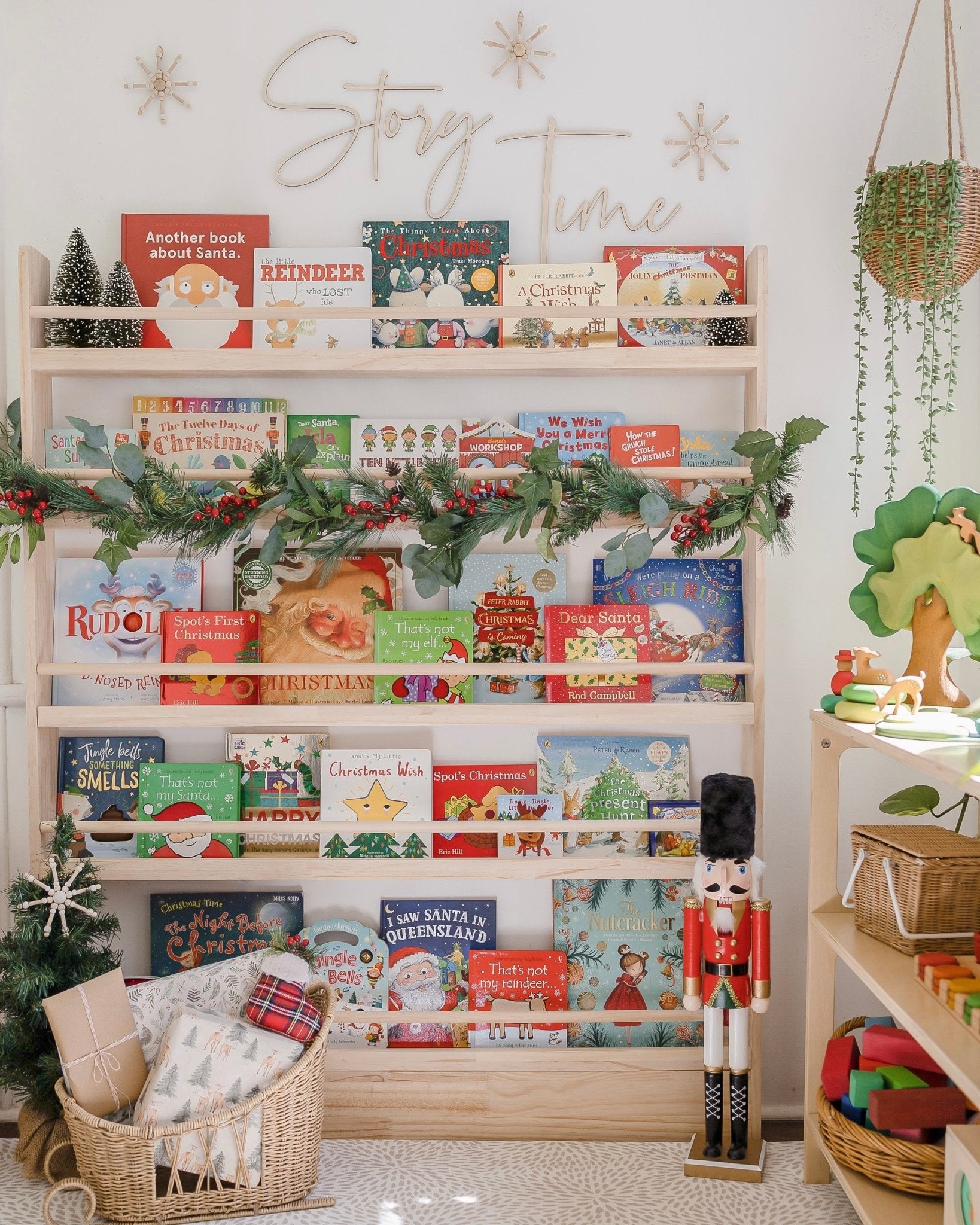 5 Tier Front Facing Bookshelf (Version 2) - Varnished SolidWood - JoyKids