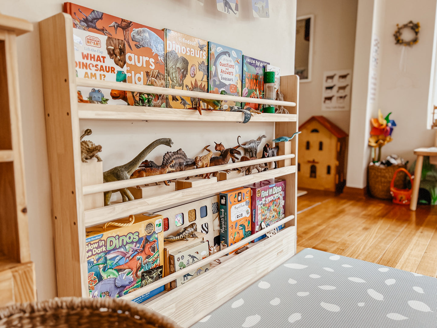 Front Facing Bookshelf with 3 Tier -  SolidWood