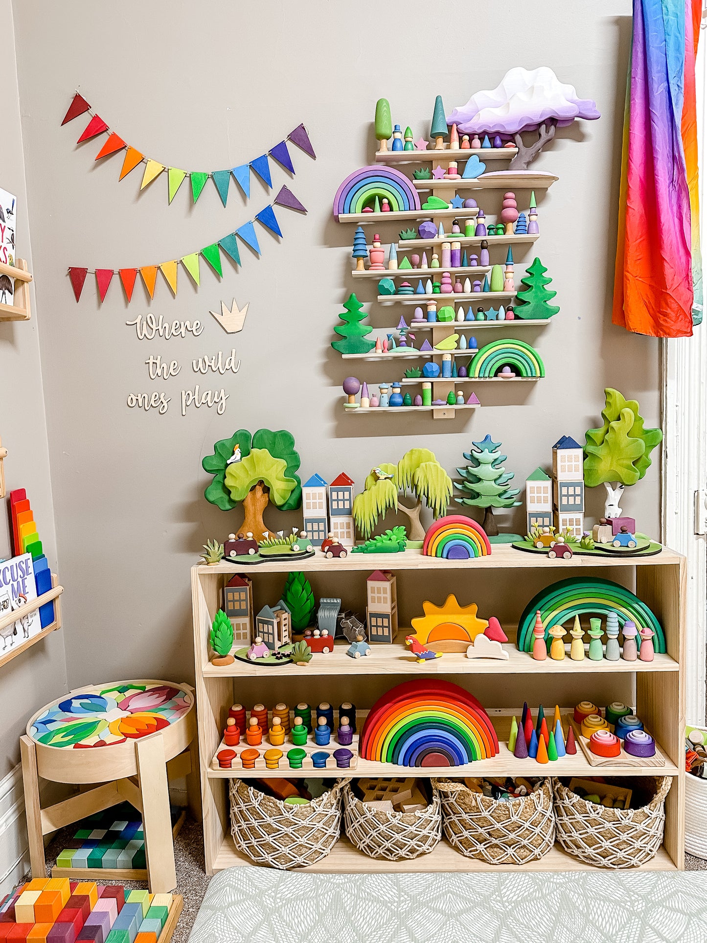 Open-ended Toy Shelf (4-tier)-- Solid HardWood