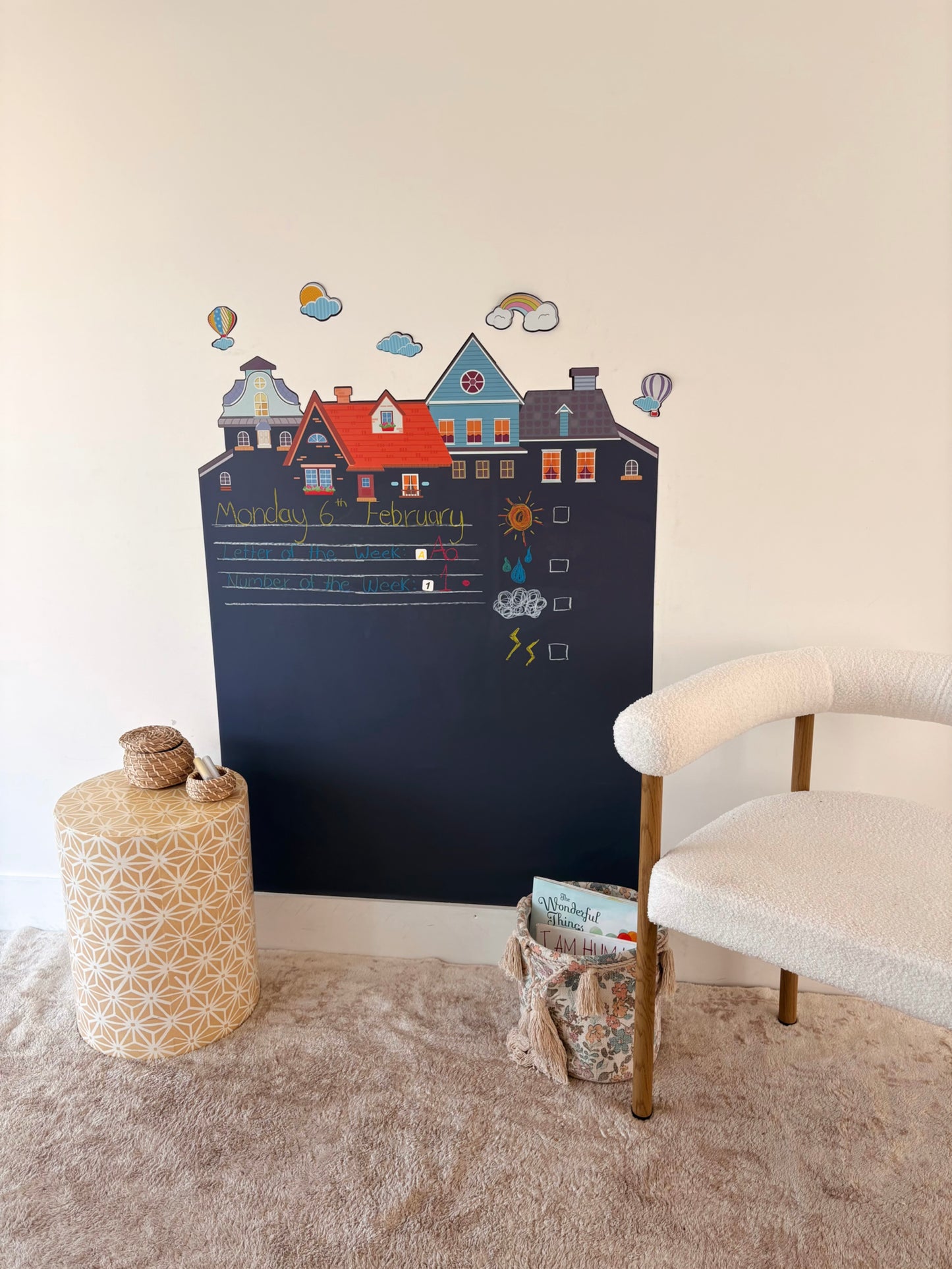 （NEW) Castle-Themed Magnetic Chalk Wall Decal