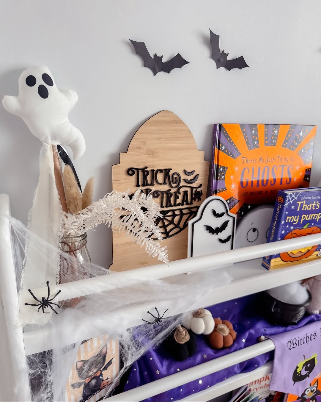 White Elegance 3-Tier Bookshelf -SolidWood