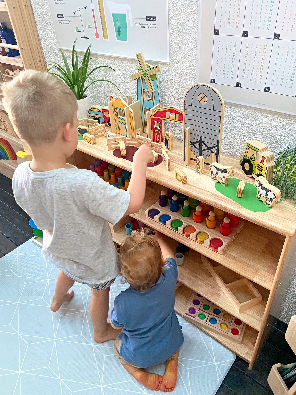 Open - ended Toy Shelf (4 - tier) - Varnished Solid HardWood - JoyKids