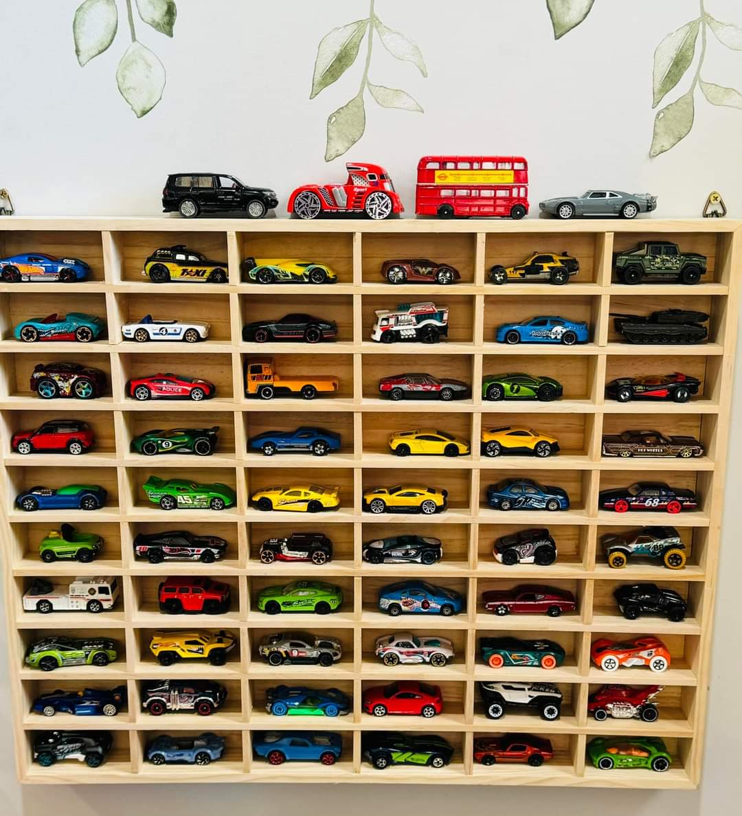 (NEW)60 slots Matchbox & Hotwheel Display & Storage Unit - JoyKids