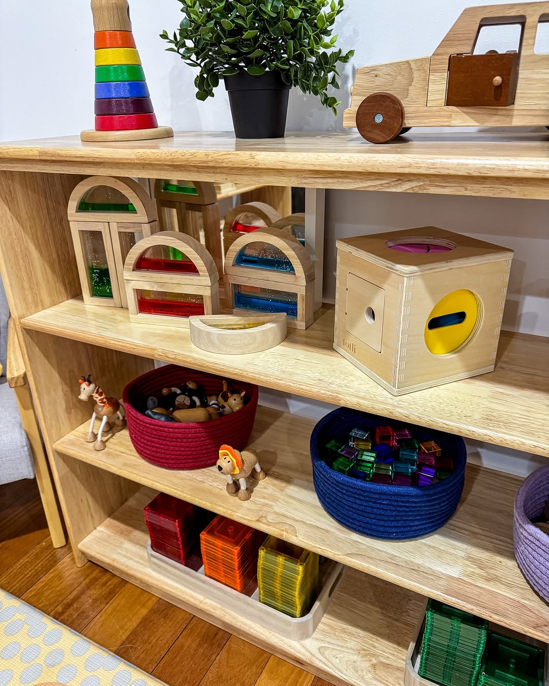 Open - ended Toy Shelf (4 - tier) - Varnished Solid HardWood - JoyKids