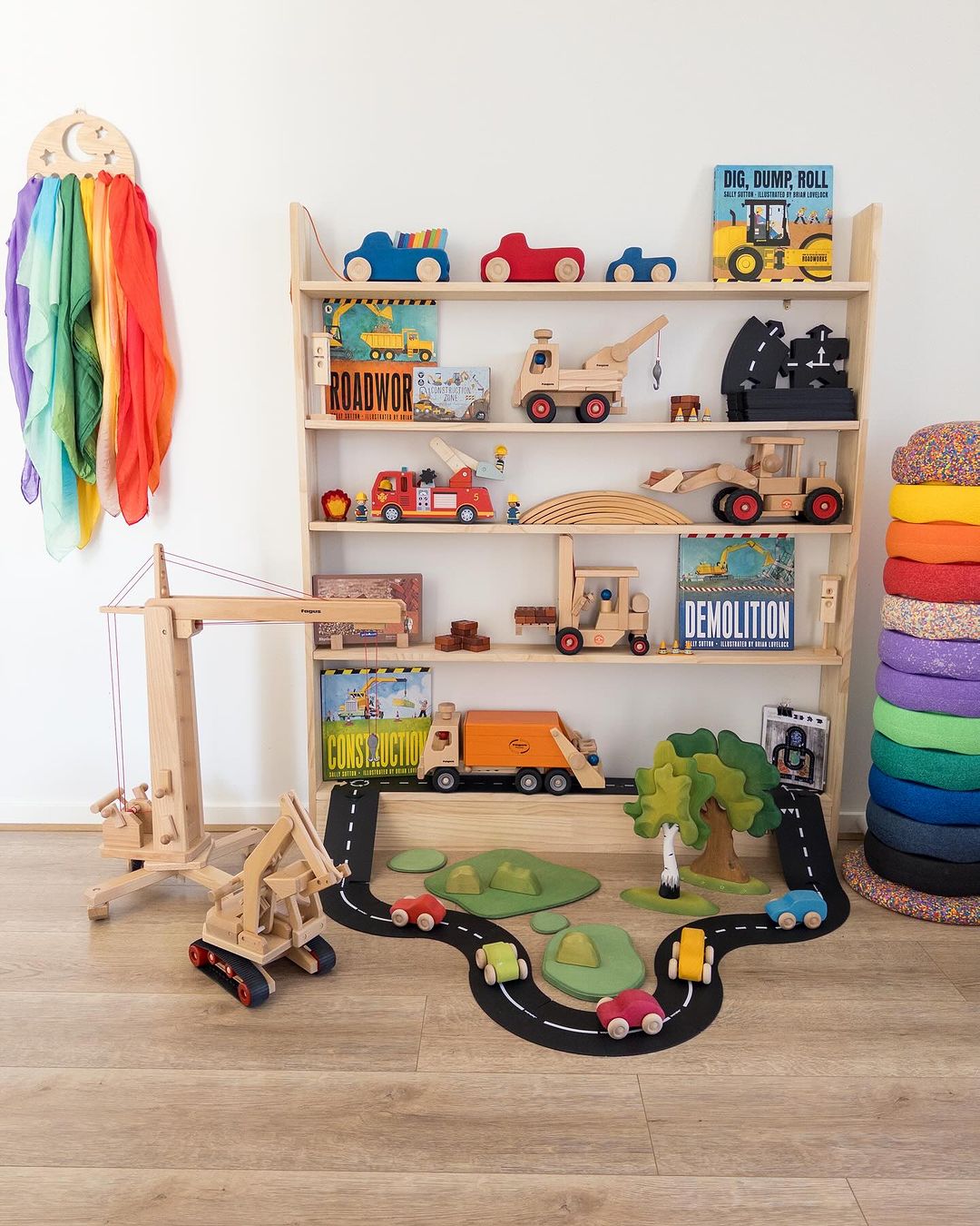 7 Tier Slim-Line Toy Shelf (Version 2) -SolidWood